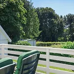 Dom wakacyjny 3 Bedroom Beautiful In