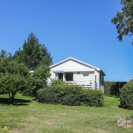 3 Bedroom Beautiful In Dom wakacyjny