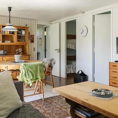 3 Bedroom Nice Home In Allinge Сasa de vacaciones
