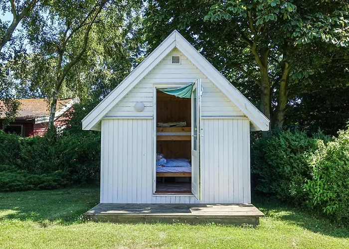 3 Bedroom Beautiful In Allinge-Sandvig